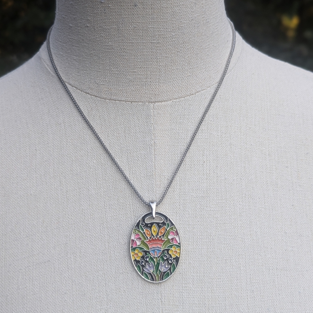 Handmade pendant necklace NWT